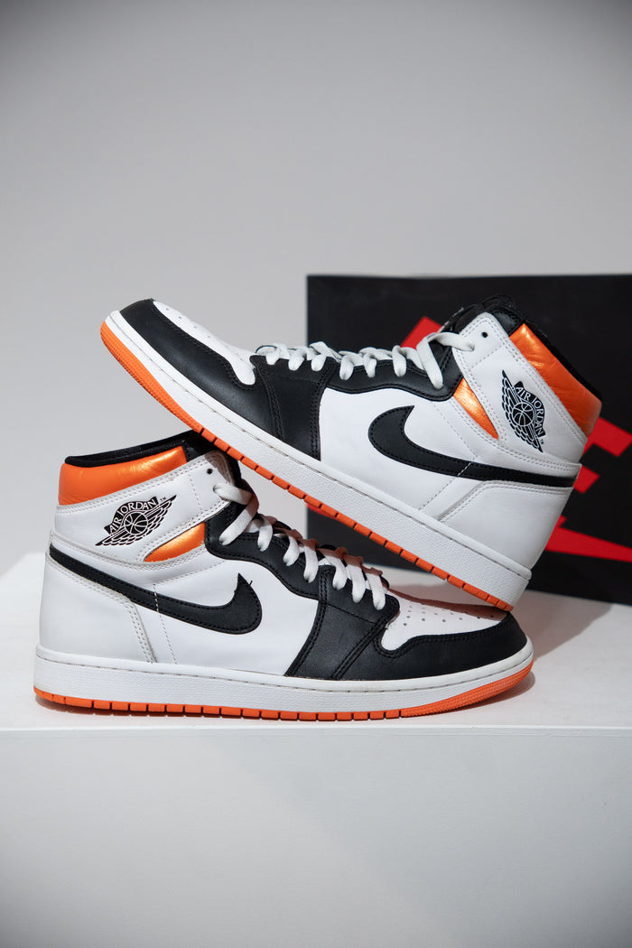 Jordan 1 High Electro Orange (Taille 44)