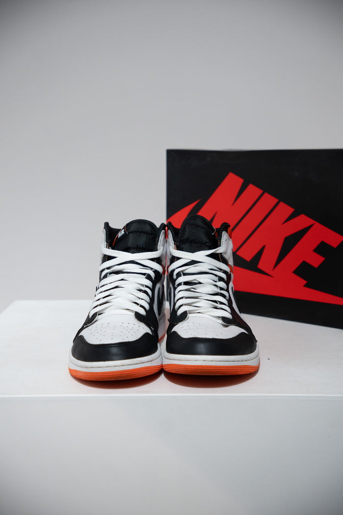 Jordan 1 High Electro Orange (Taille 44)