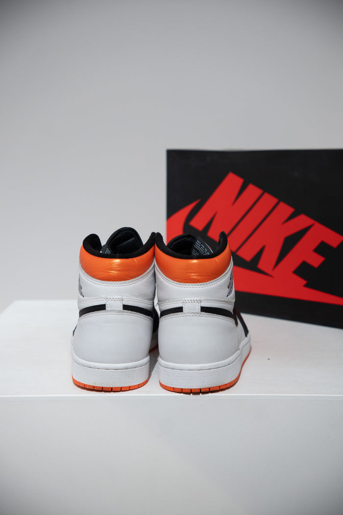 Jordan 1 High Electro Orange (Taille 44)