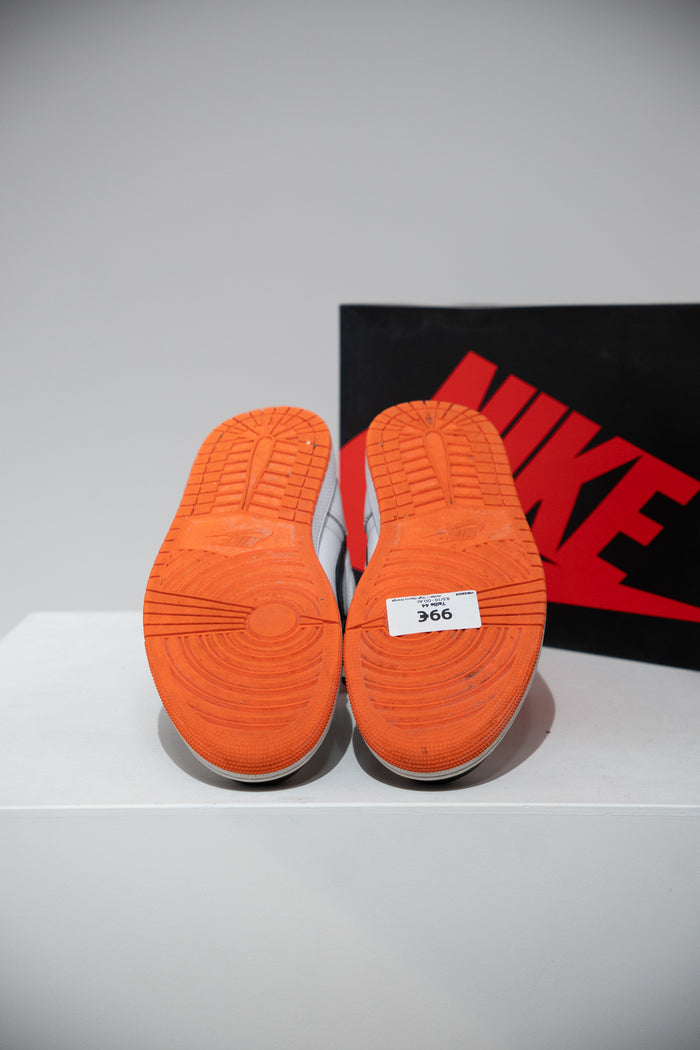 Jordan 1 High Electro Orange (Taille 44)