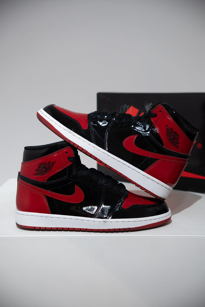Jordan 1 High Patent Bred (Taille 42)