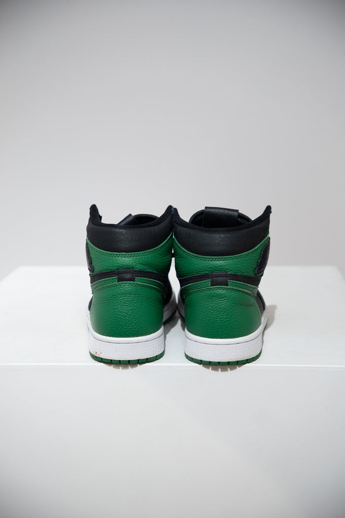 Jordan 1 High Pine green (Taille 40,5)