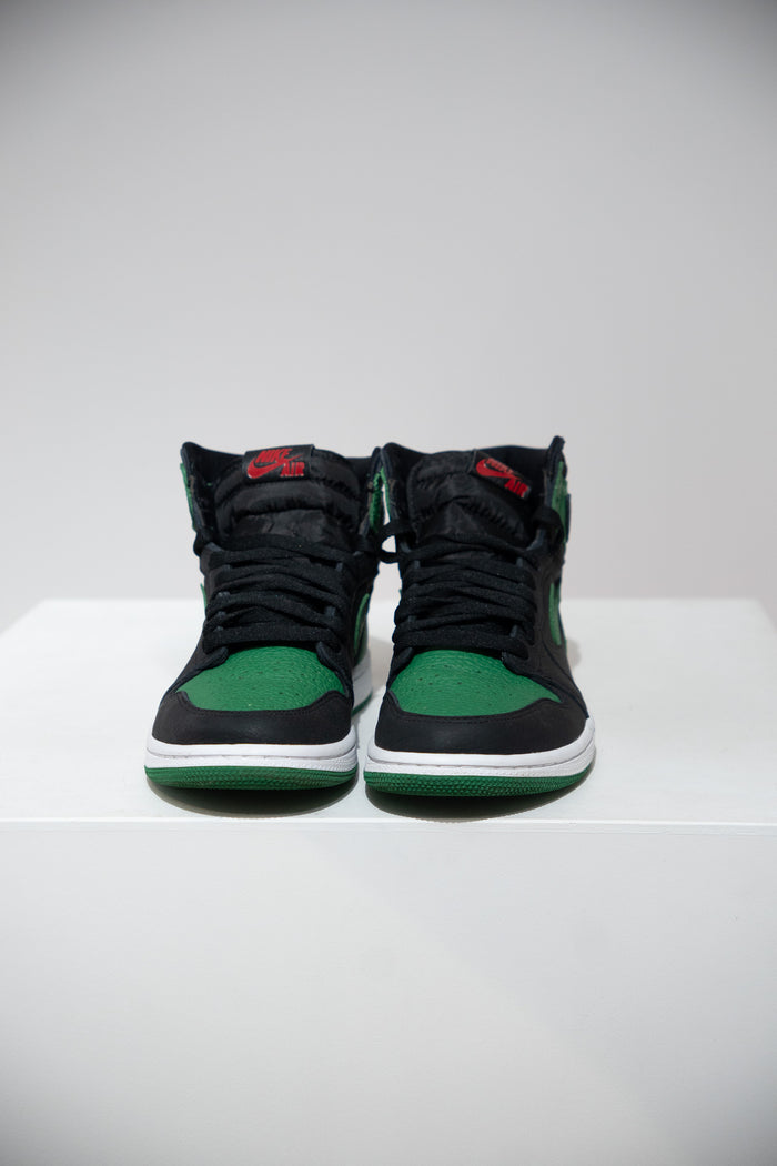 Jordan 1 High Pine green (Taille 40,5)