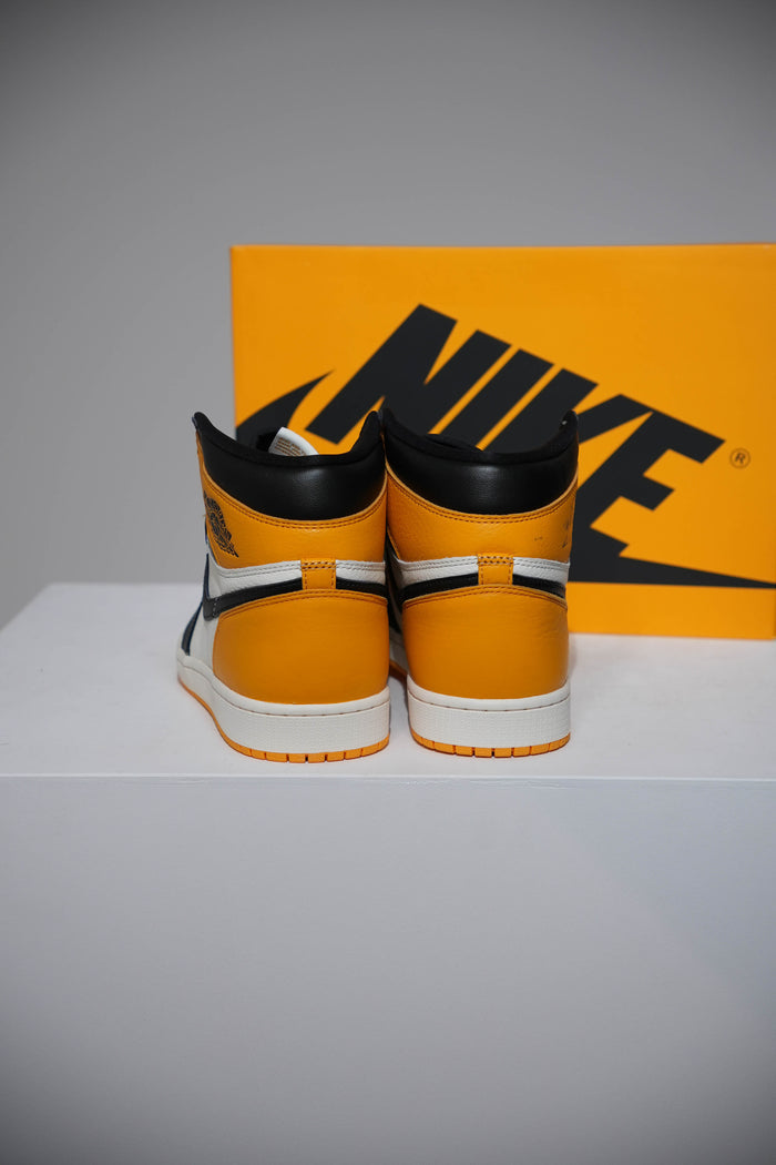 Jordan 1 High Taxi (Taille 40,5)