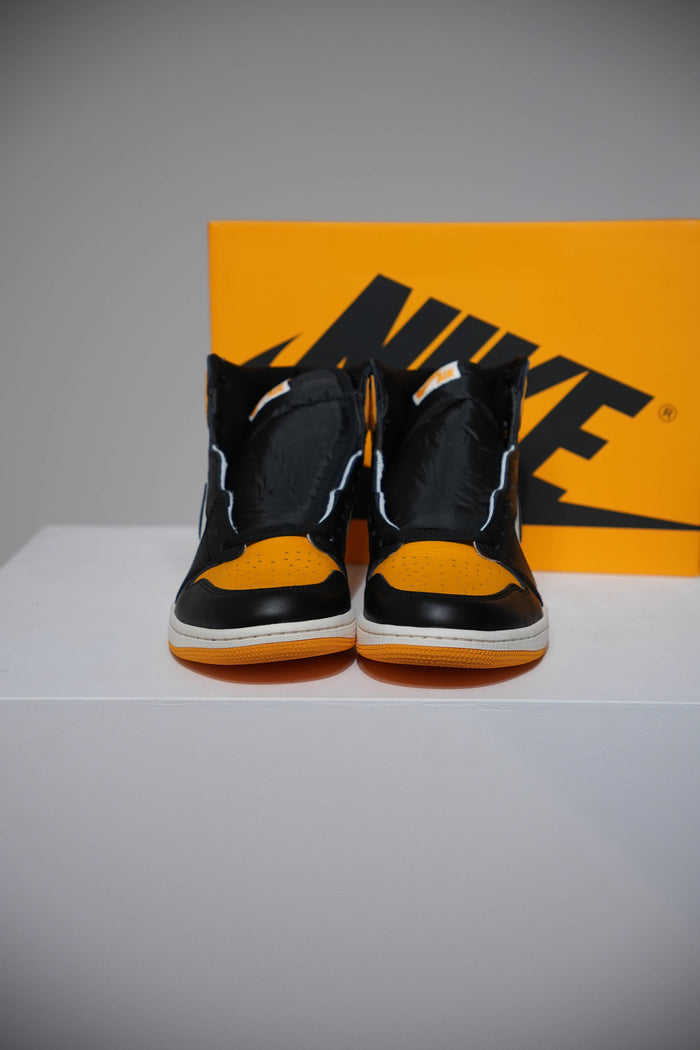 Jordan 1 High Taxi (Taille 40)