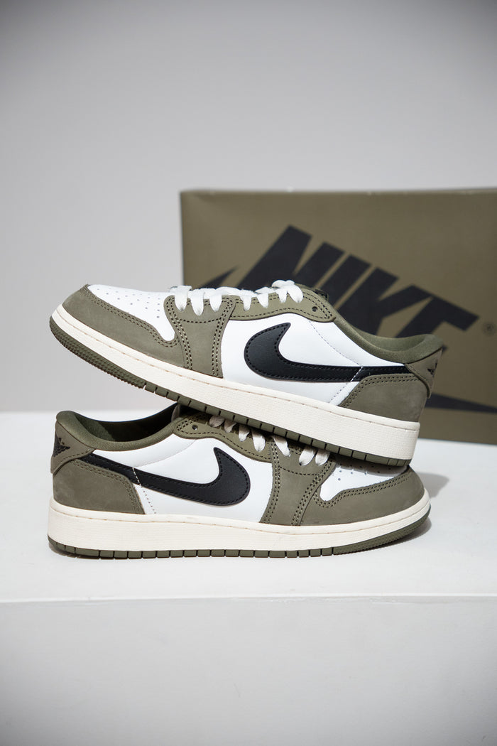 Jordan 1 Low Olive (Taille 37,5)