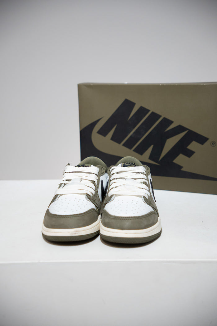 Jordan 1 Low Olive (Taille 37,5)