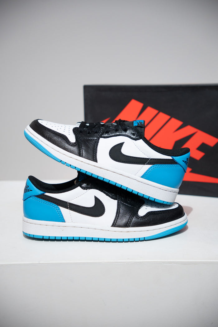 Jordan 1 Low Powder Blue (Taille 37,5)