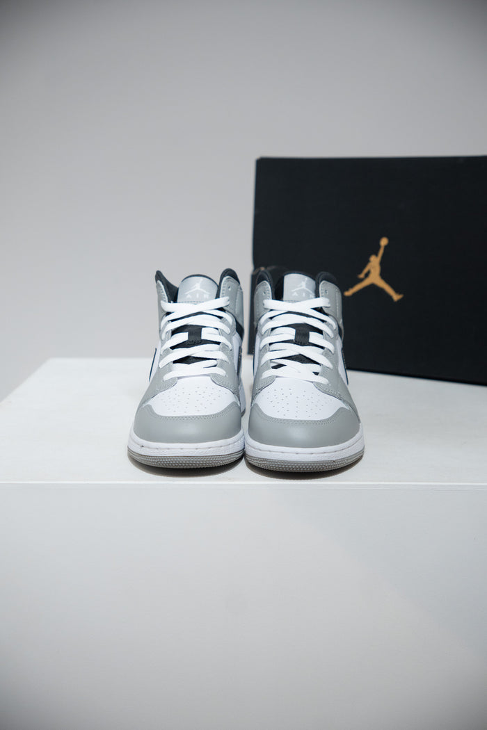 Jordan 1 Mid Anthracite GS (Taille 36,5)
