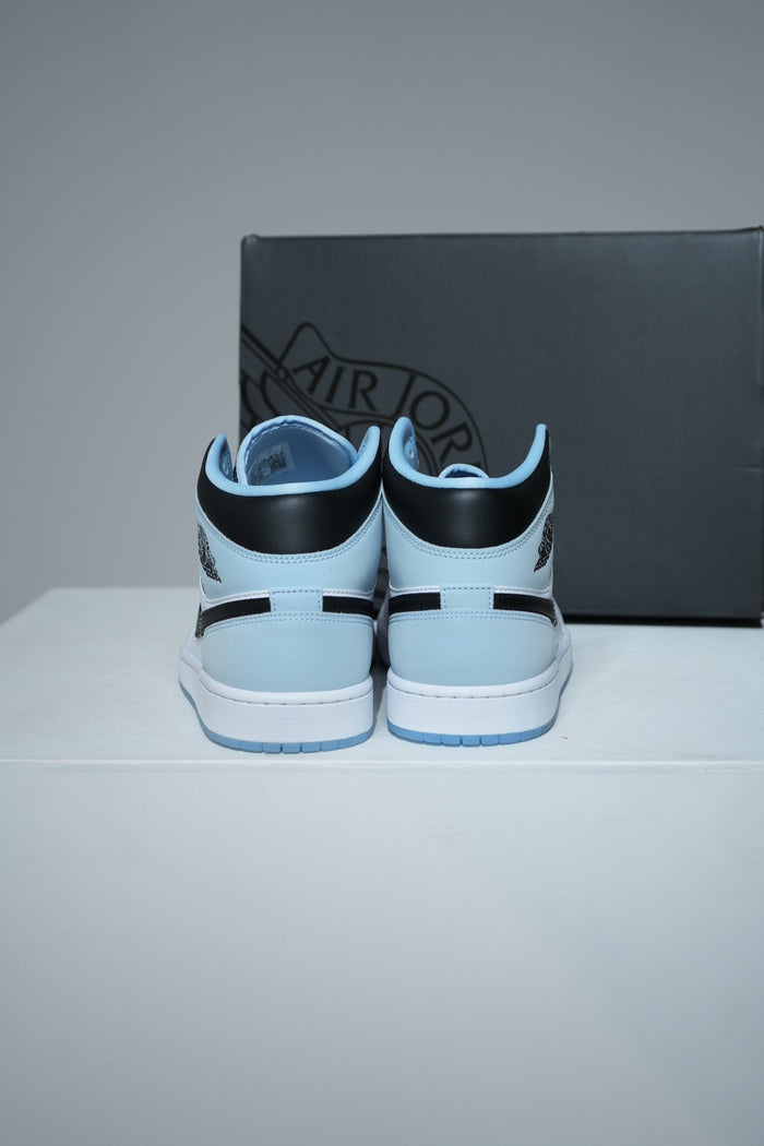 Jordan 1 Mid Ice Blue (Taille 38)