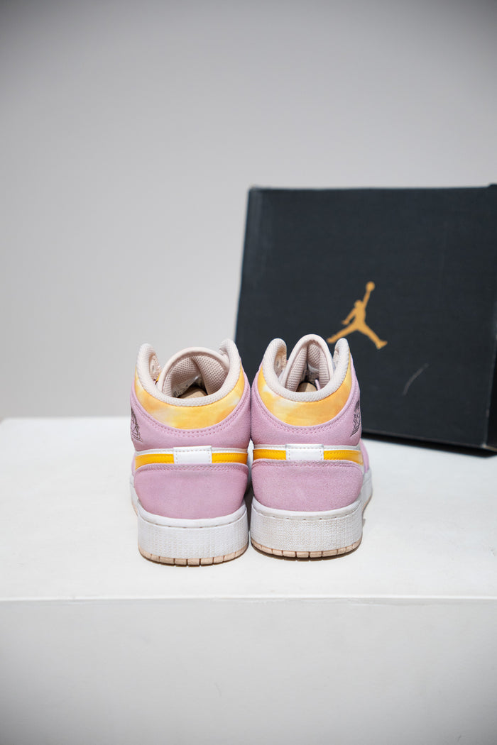 Jordan 1 Mid Light Arctic Pink (Taille 37,5)