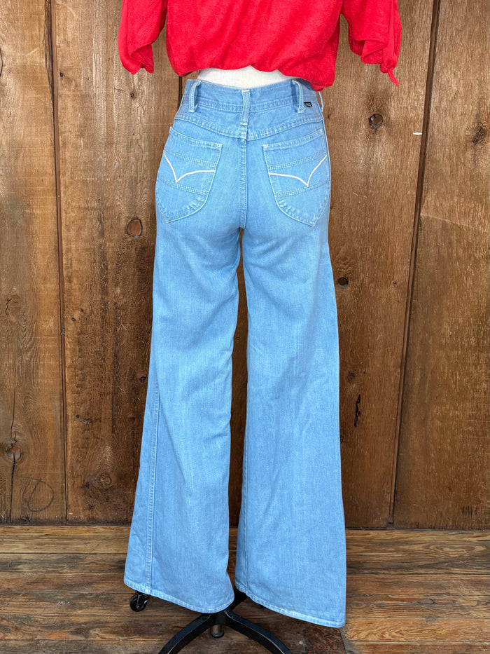 1970s gap Bell Bottom Jeans    W27