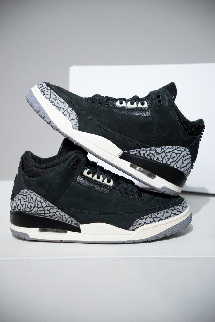 Jordan 3 Off Noir (Taille 40,5)