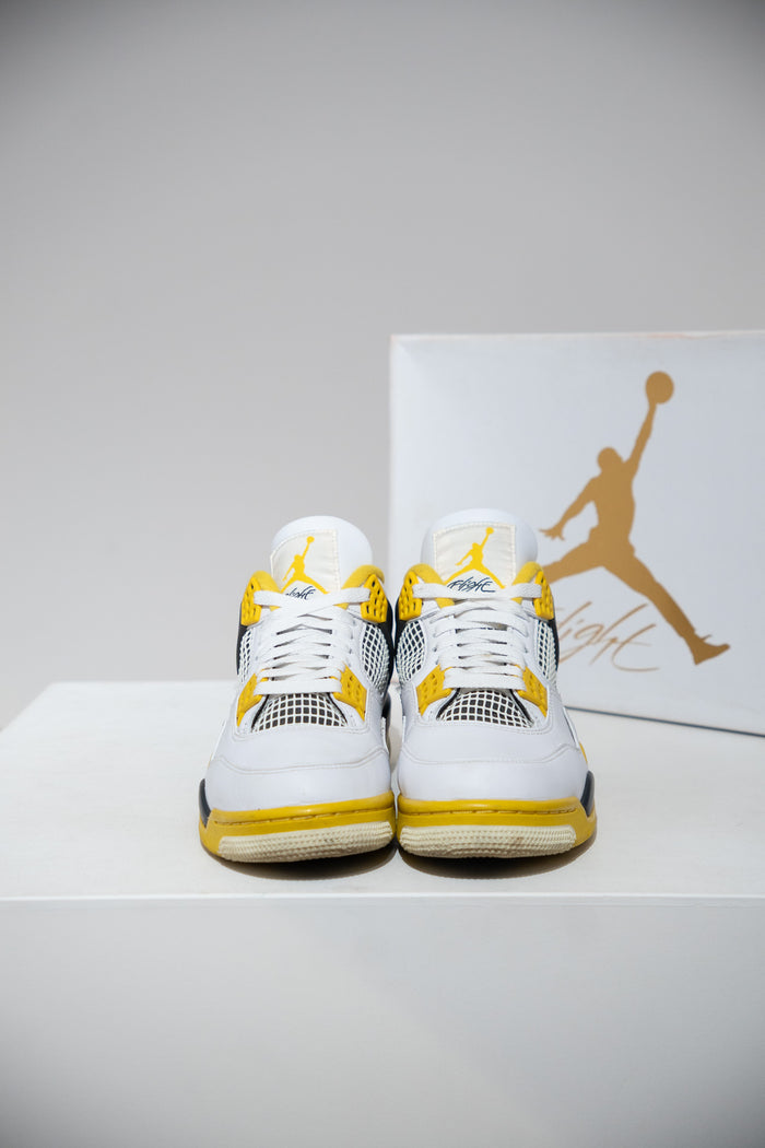 Jordan 4 Vivid Sulfur (Taille 40)