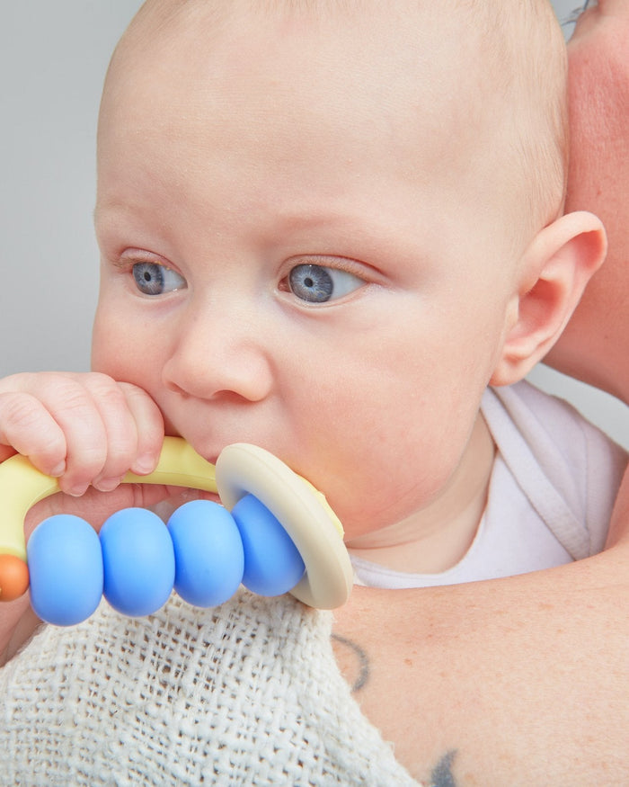 Bluebell Arch Ring Teether image 3