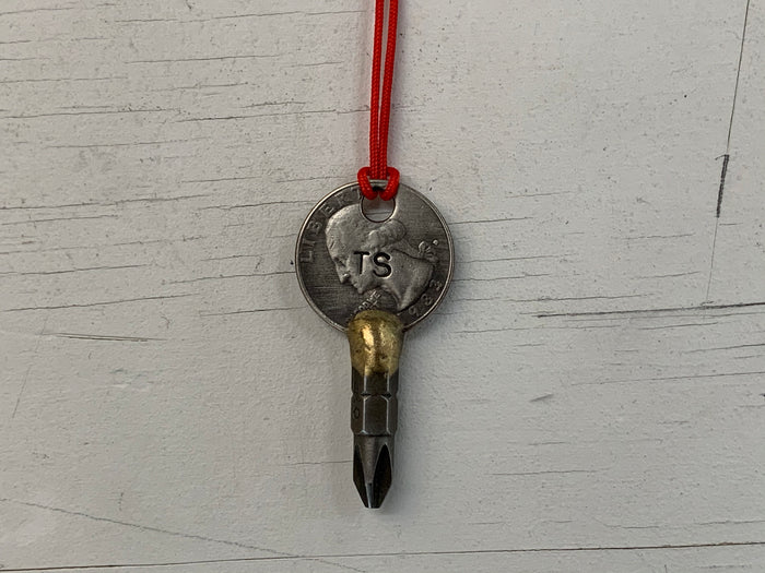 Quarter Screw Necklace