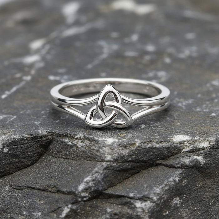 Trinity Knot Sterling Silver Ring